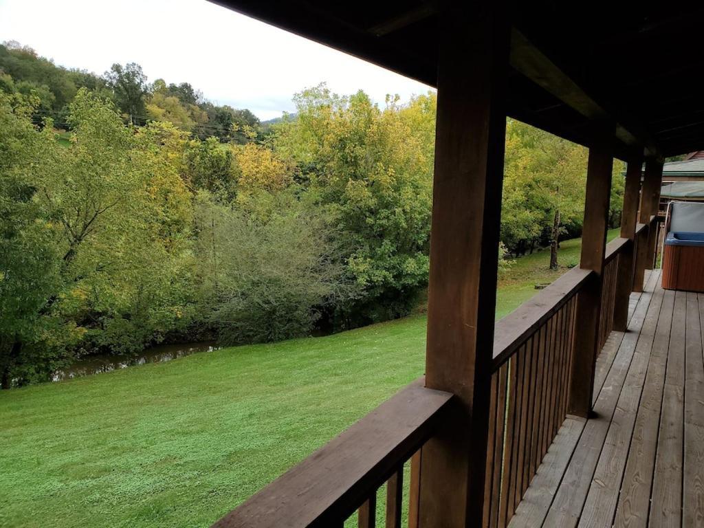 Story Brook: Beautiful True Log Cabin! Close To Dollywood, State Park, And More! Sevierville Exteriér fotografie